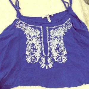 Crop top